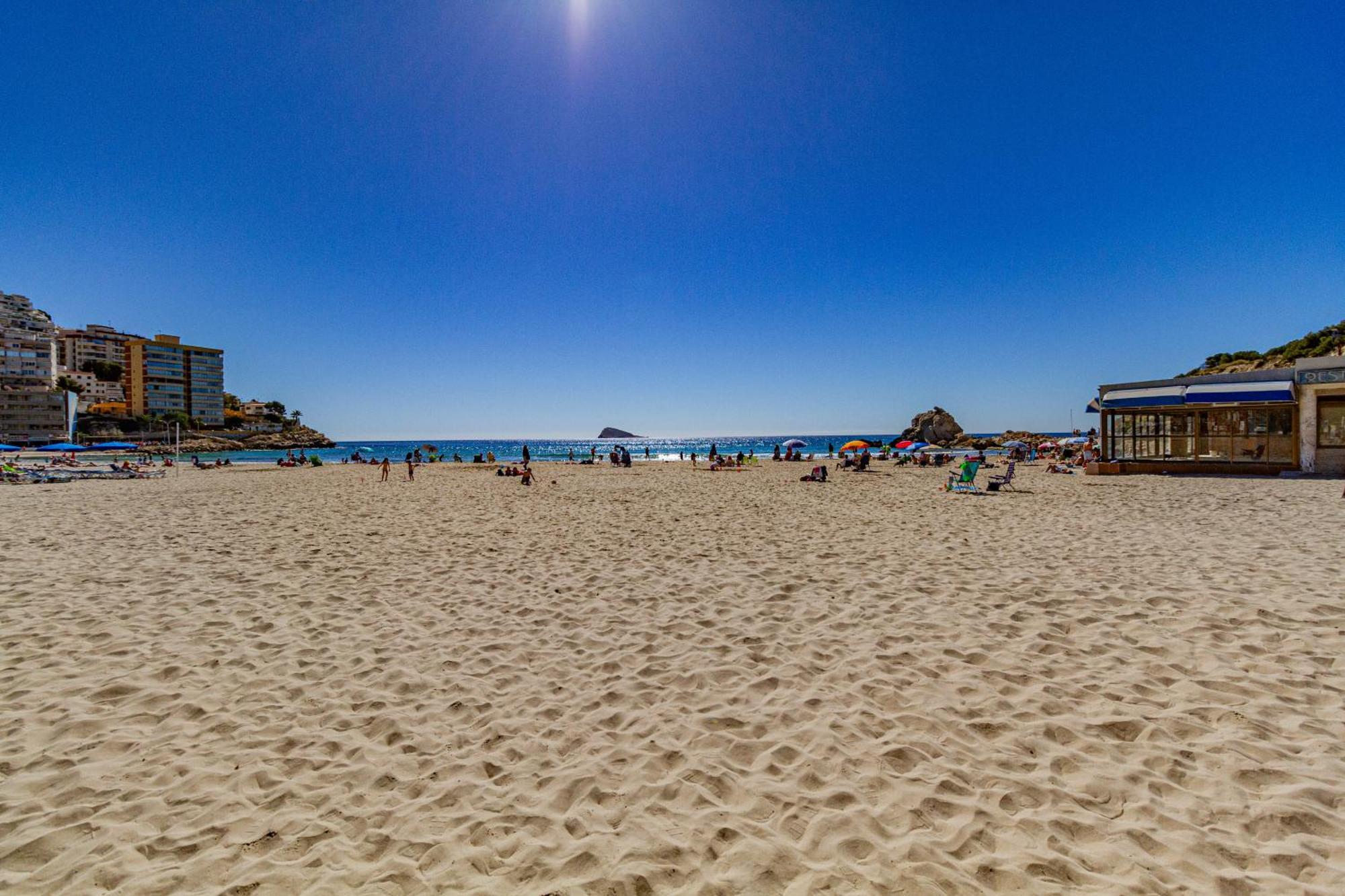 Apartment Vilapark With Pool, Free Parking, Terrace, Beach Бенидорм Экстерьер фото