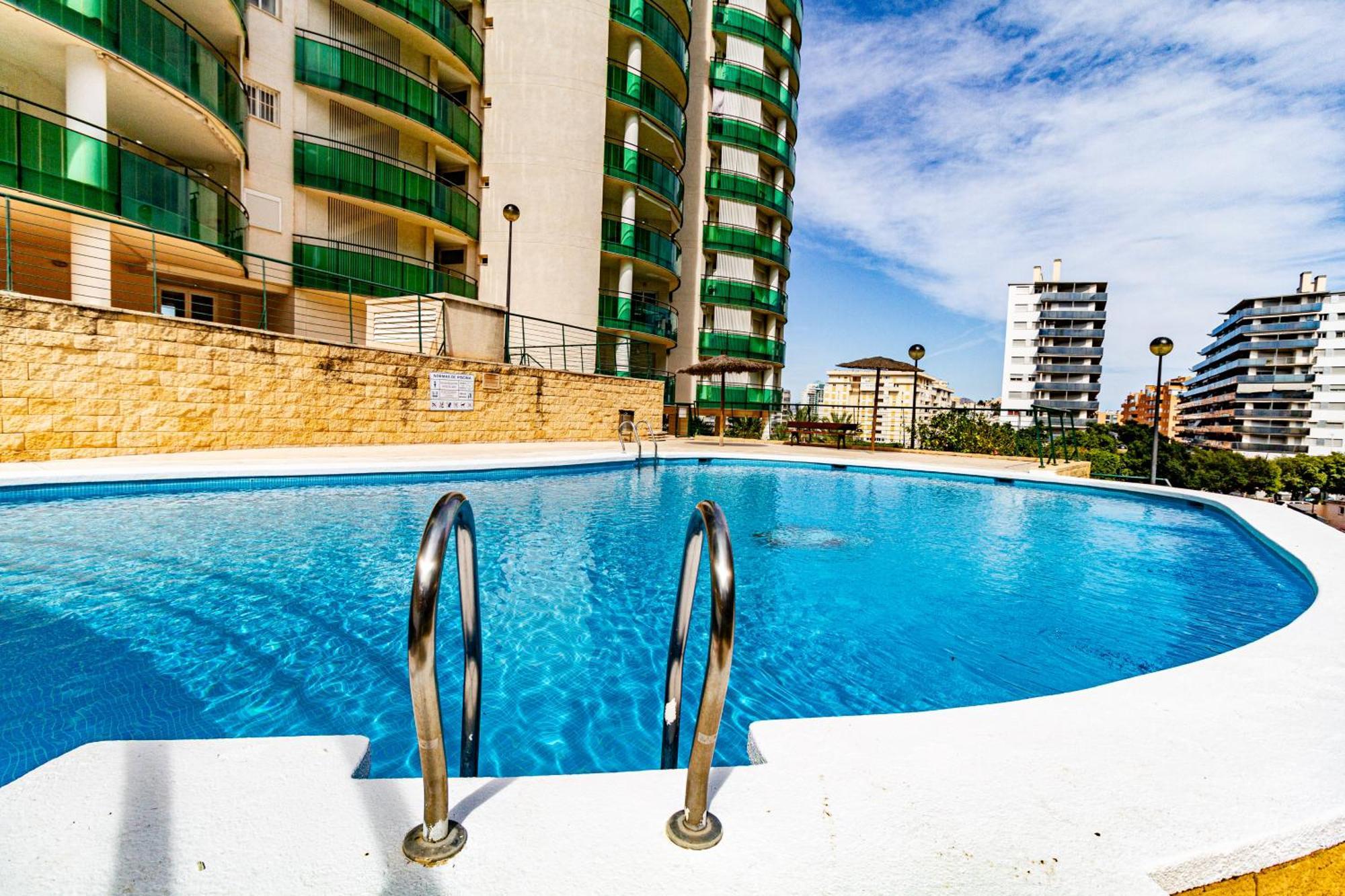 Apartment Vilapark With Pool, Free Parking, Terrace, Beach Бенидорм Экстерьер фото