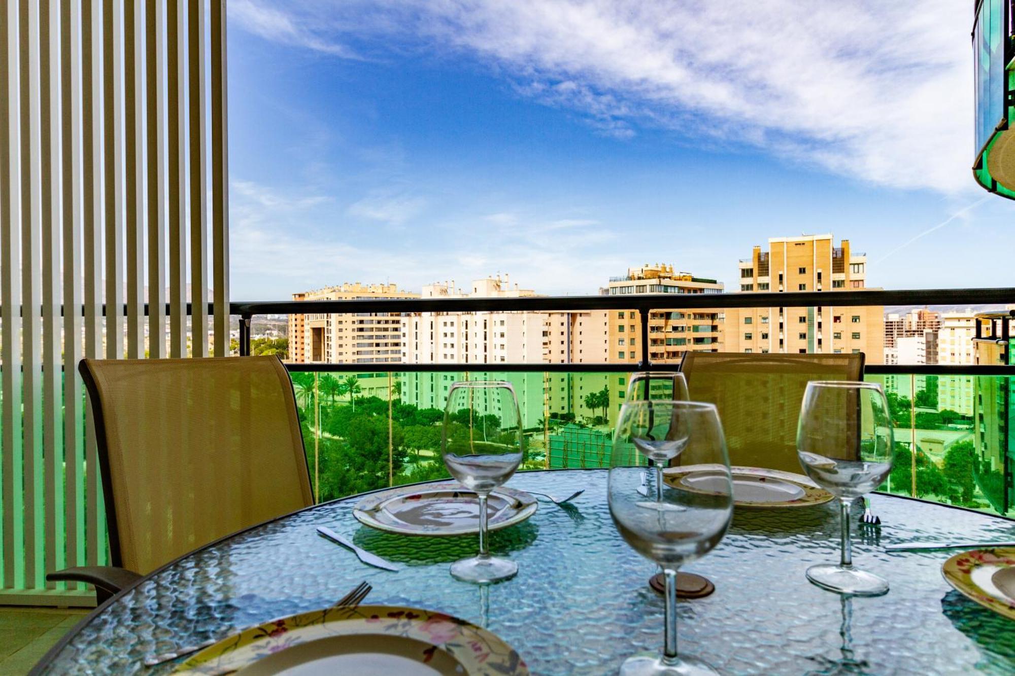 Apartment Vilapark With Pool, Free Parking, Terrace, Beach Бенидорм Экстерьер фото